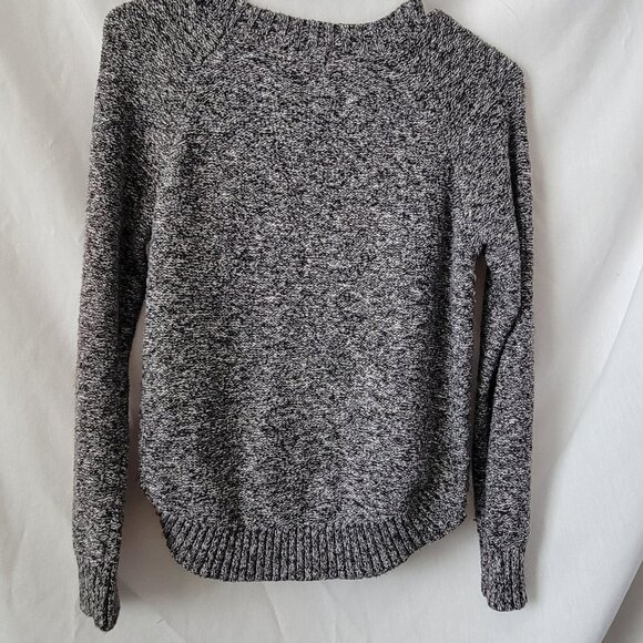 Perfectly Soft Perf. You SO Heritage Sweater Large Marled cable knit gray EUC - Picture 2 of 10